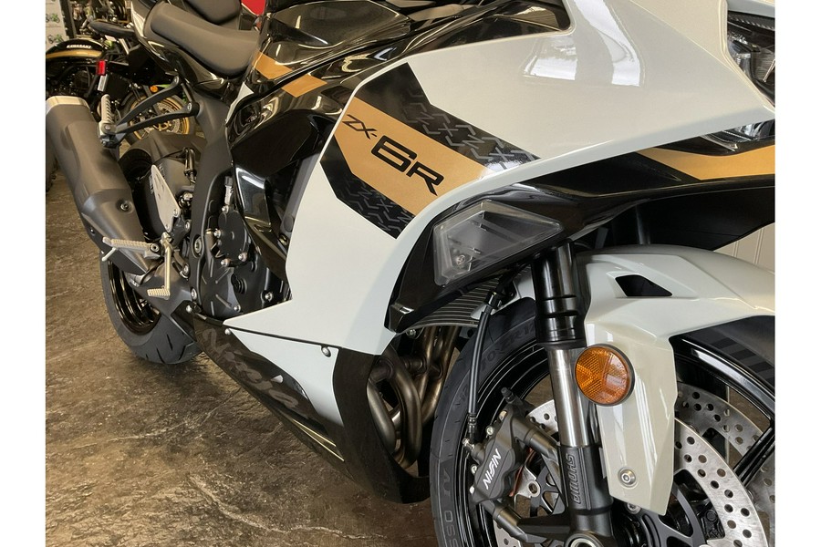 2026 Kawasaki NINJA® ZX™-6R ABS