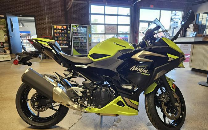 2026 Kawasaki Ninja 500 SE ABS