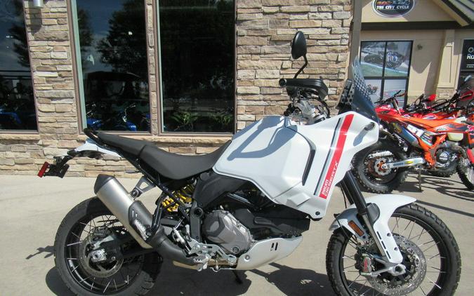 2026 Ducati Desert X Star White Silk