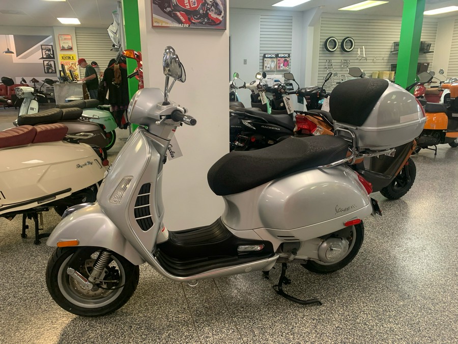 2008 Vespa GTS 250