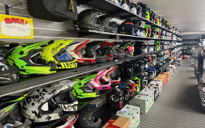 2025 Kawasaki RIDGE�� XR Crew Limited HVAC