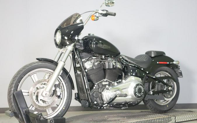 2022 Harley-Davidson Softail Standard (FXST)