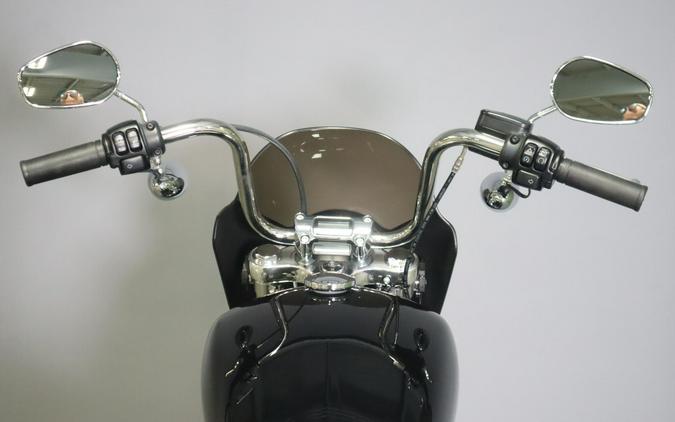 2022 Harley-Davidson Softail Standard (FXST)