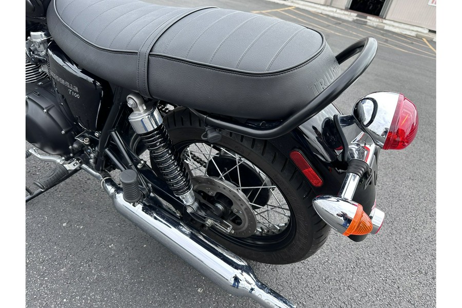 2015 Triumph Bonneville T100 Black