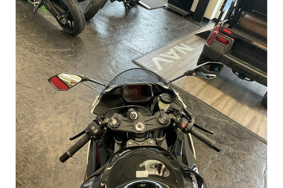 2026 Kawasaki NINJA® ZX™-6R ABS