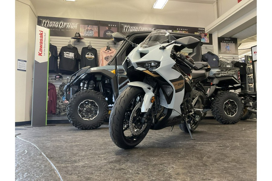 2026 Kawasaki NINJA® ZX™-6R ABS