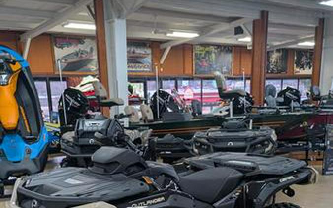 2026 Can-Am® Outlander Backcountry 1000R