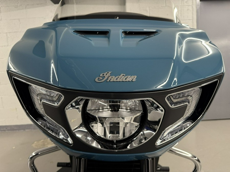 2026 Indian Challenger Limited 112 W/ Powerband