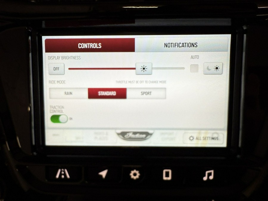 2026 Indian Challenger Limited 112 W/ Powerband