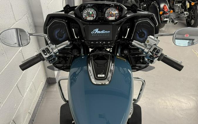 2026 Indian Challenger Limited 112 W/ Powerband