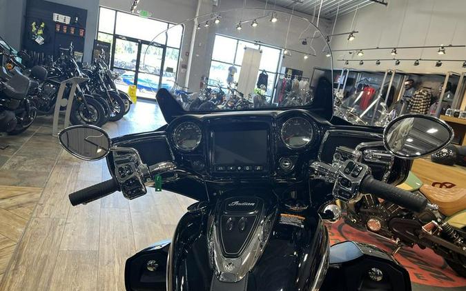 2022 Indian Motorcycle® Roadmaster® Limited Black Azure Crystal