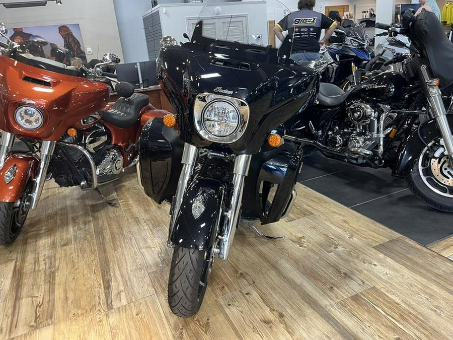 2022 Indian Motorcycle® Roadmaster® Limited Black Azure Crystal