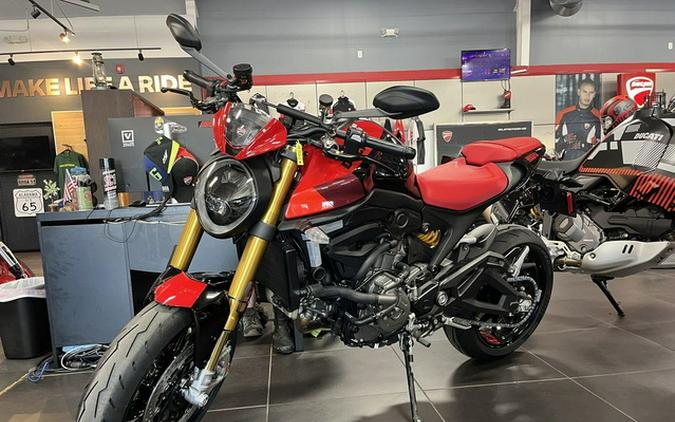 2025 Ducati Monster SP