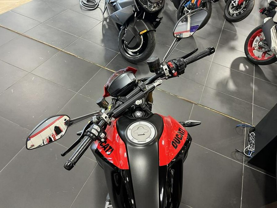 2025 Ducati Monster SP