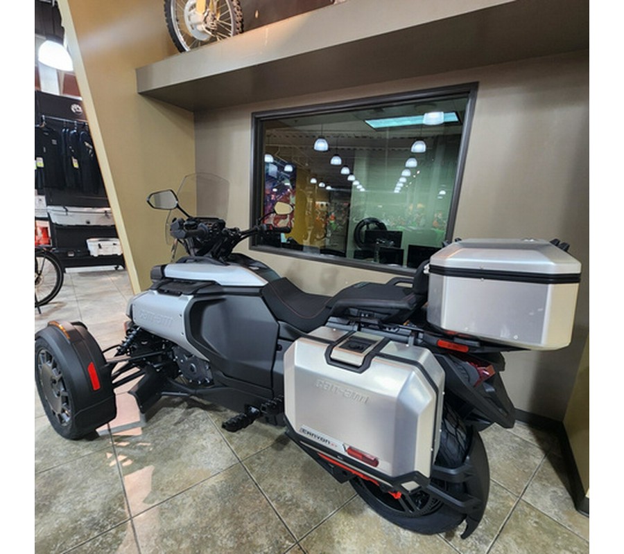 2025 Can-Am Canyon? XT