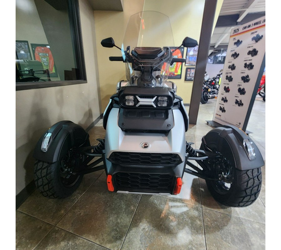 2025 Can-Am Canyon? XT