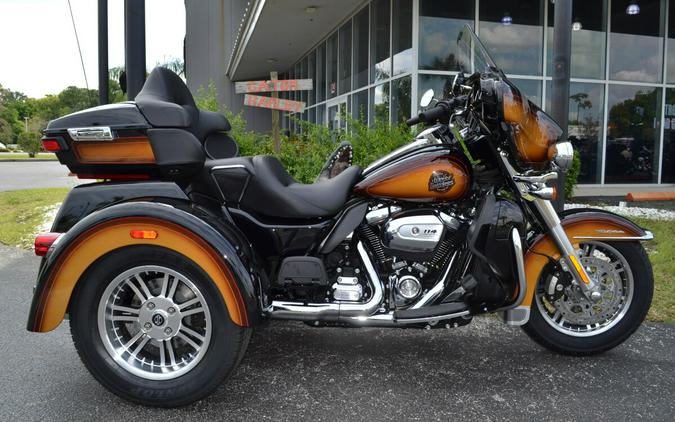 2024 Harley-Davidson Tri Glide Ultra Tobacco Fade - FLHTCUTG