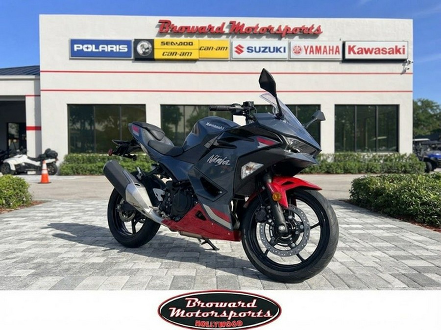 2026 Kawasaki Ninja 500 ABS Metallic Matte Twilight Blue