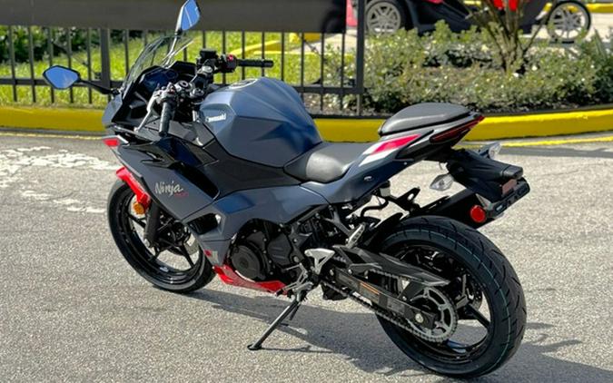 2026 Kawasaki Ninja 500 ABS Metallic Matte Twilight Blue