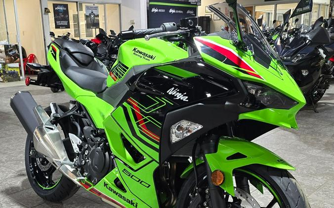 2024 Kawasaki Ninja 500 KRT Edition