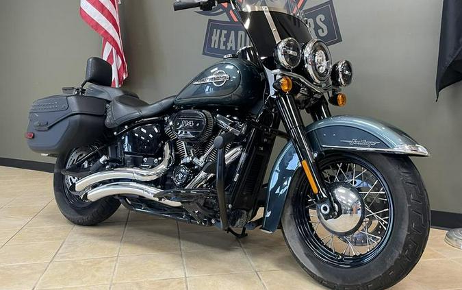 2020 Harley-Davidson® FLHCS - Heritage Classic 114