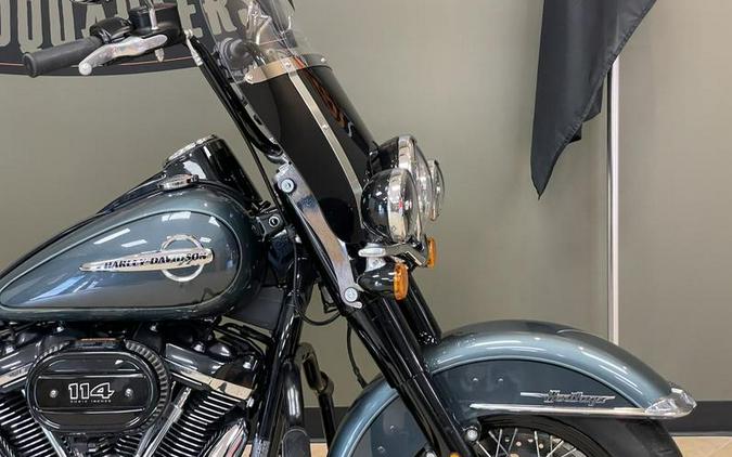 2020 Harley-Davidson® FLHCS - Heritage Classic 114