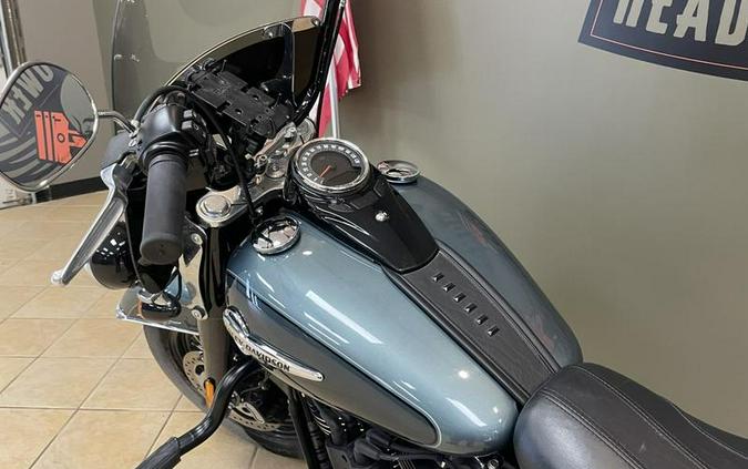 2020 Harley-Davidson® FLHCS - Heritage Classic 114