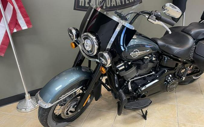 2020 Harley-Davidson® FLHCS - Heritage Classic 114