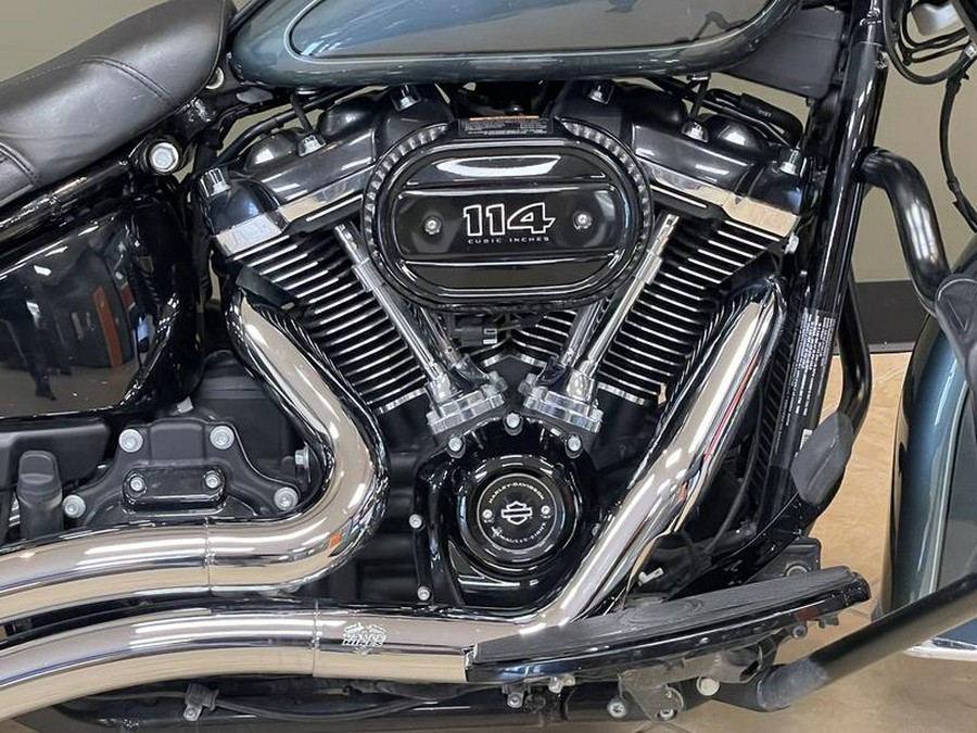 2020 Harley-Davidson® FLHCS - Heritage Classic 114