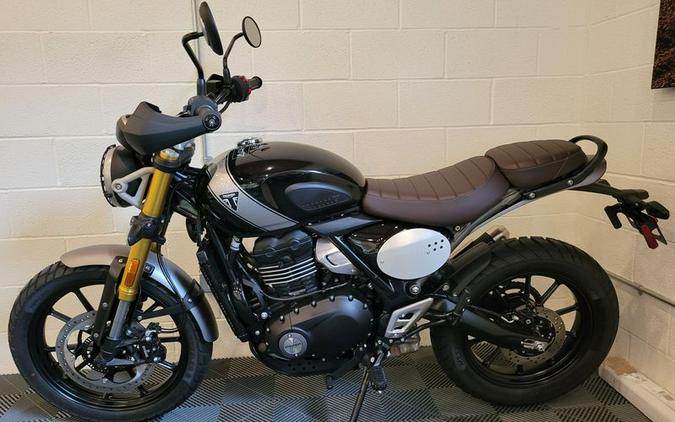 new 2024 Triumph Scrambler 400 X