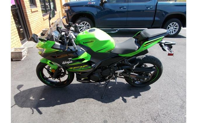 2018 Kawasaki Ninja® 400 KRT Edition