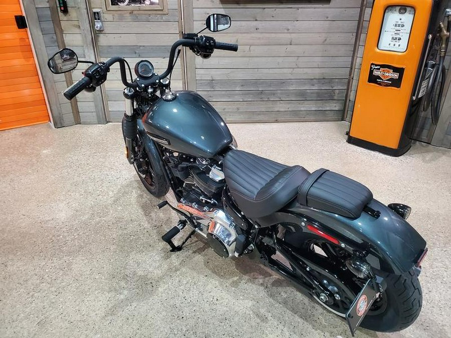 2025 Harley-Davidson® FXBB - Street Bob®