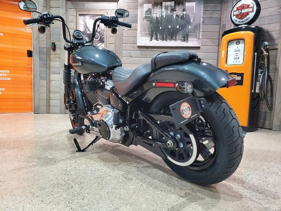 2025 Harley-Davidson® FXBB - Street Bob®