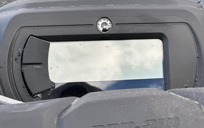 2025 Can-Am® ATV OUTL DPS 700 RD 25