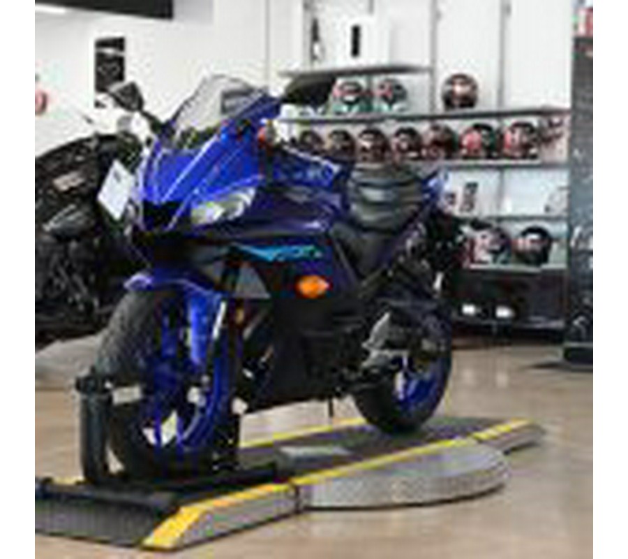 2024 Yamaha R3