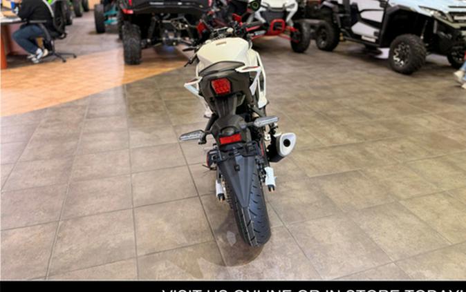 2026 Yamaha YZF-R3 70th Anniversary Edition