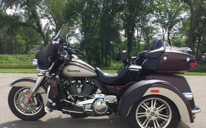 2018 Harley-Davidson® FLHTCUTG - Tri Glide® Ultra