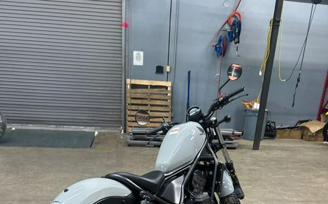 2026 Honda Rebel® 300 E-Clutch