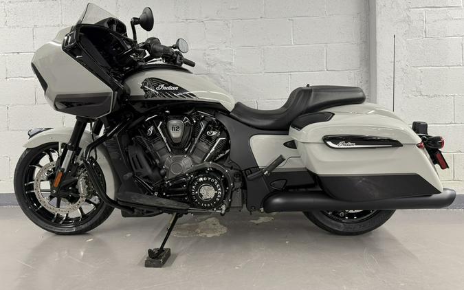 2026 Indian CHALLENGER DARK HORSE 112 w/ PowerBand