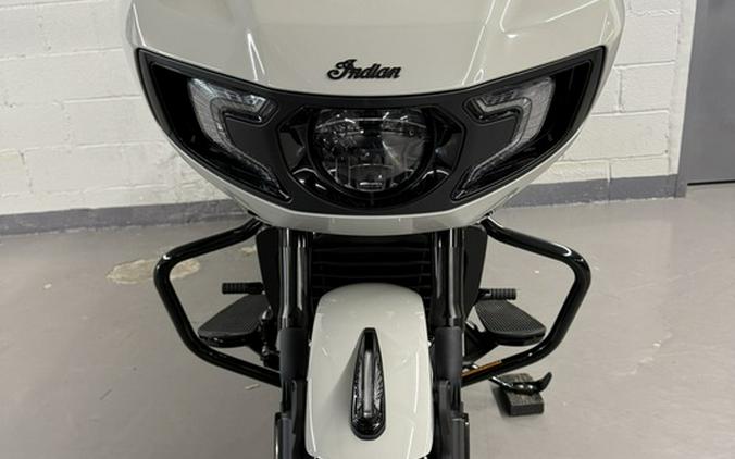 2026 Indian CHALLENGER DARK HORSE 112 w/ PowerBand