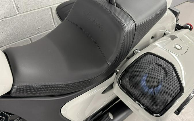 2026 Indian CHALLENGER DARK HORSE 112 w/ PowerBand