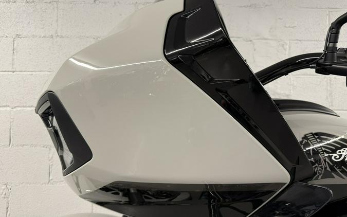 2026 Indian CHALLENGER DARK HORSE 112 w/ PowerBand