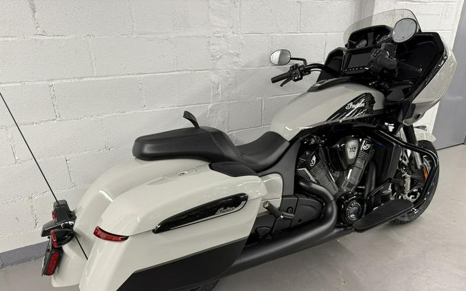 2026 Indian CHALLENGER DARK HORSE 112 w/ PowerBand