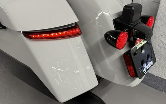 2026 Indian CHALLENGER DARK HORSE 112 w/ PowerBand