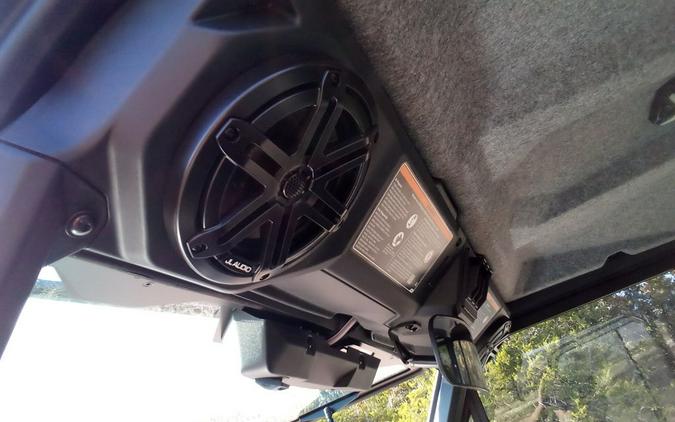 2026 Can-Am Defender MAX Limited HD11