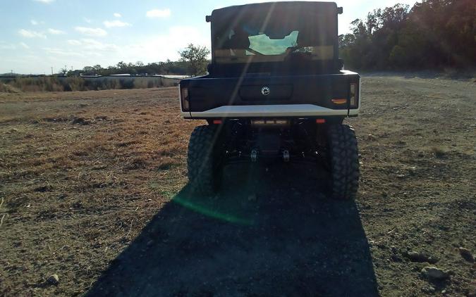 2026 Can-Am Defender MAX Limited HD11