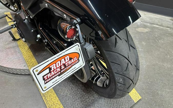 2019 Harley-Davidson Softail FXBB - Street Bob