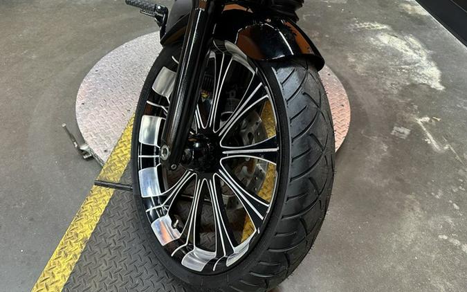 2019 Harley-Davidson Softail FXBB - Street Bob