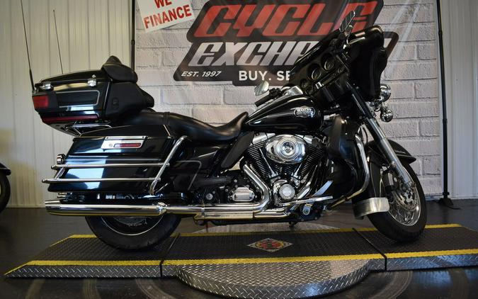 2010 Harley-Davidson® FLHTCU - Ultra Classic® Electra Glide