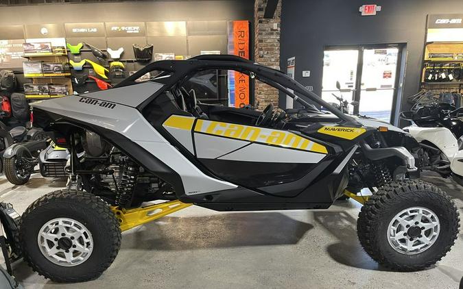 2024 Can-Am® Maverick R 999T DCT